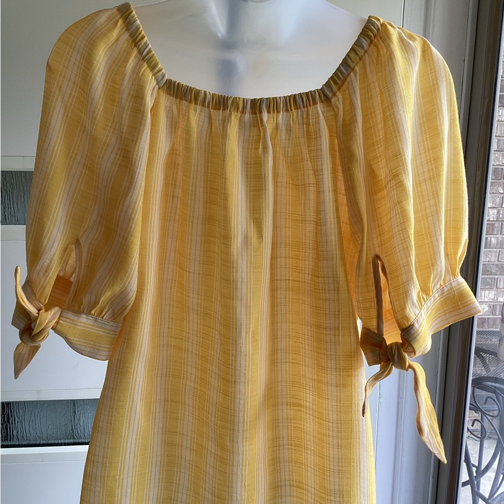 Women's LC Lauren Conrad Button-Front Puff-Sleeve Top XS - Picture 6 of 6